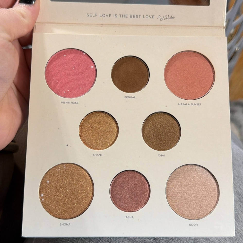 Juvia's Place Eyeshadow Palette - Pink, Brown, Gold Hues